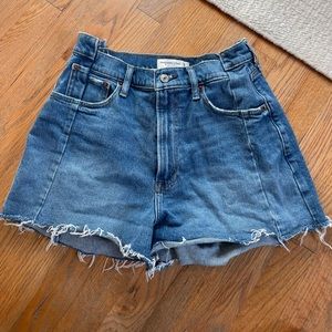 Abercrombie & Fitch Curve Love Mom Short